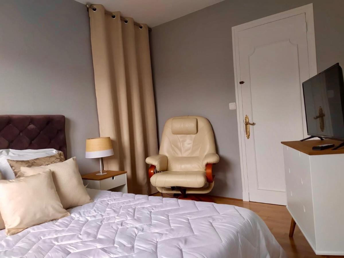 Cosy Apartment Proche Paris Et Disneyland Gagny Esterno foto